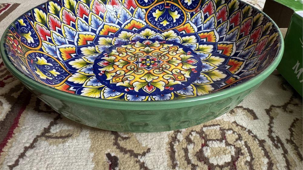 Продается салатник Maraj