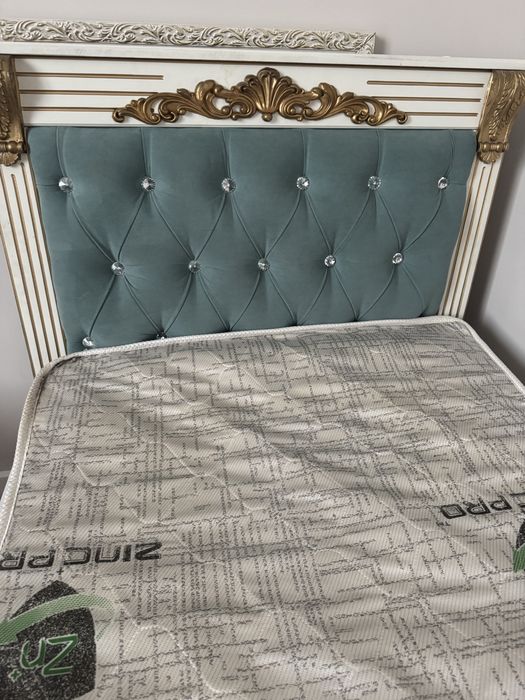 Продам кровать 200/90