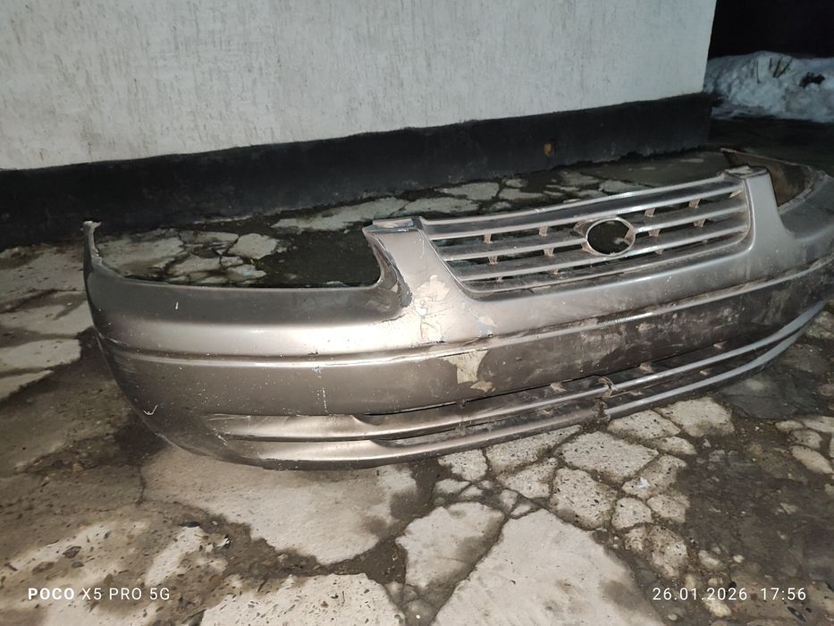 Продам бампер камри 20,25ка америка