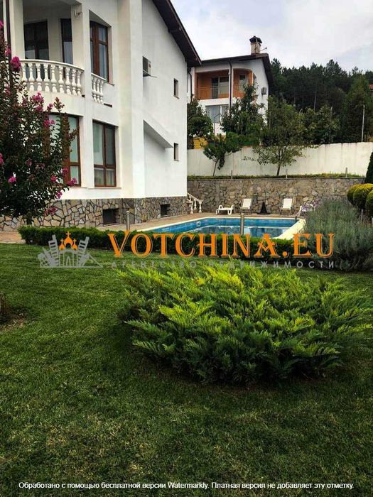 Продава се Къща в с. Оброчище, Област Добрич - 250 кв.м за 1400 €/кв.м - Снимка #1