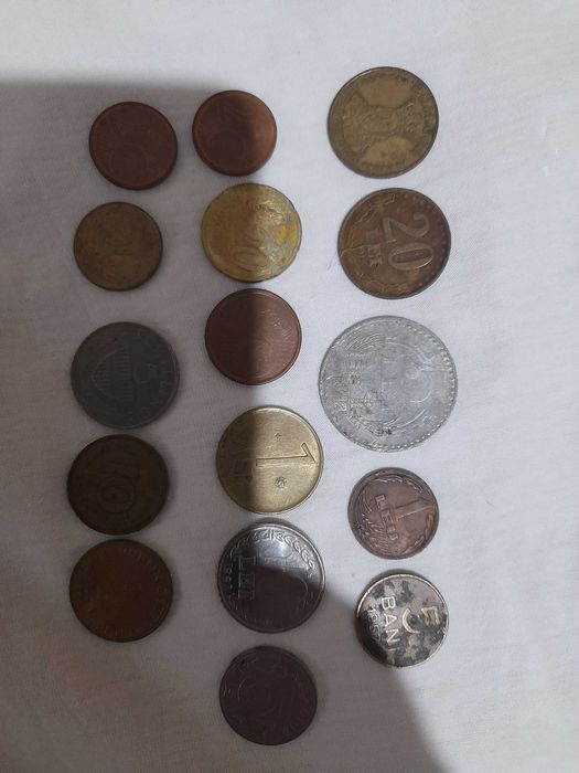 Monede vechi de colecție