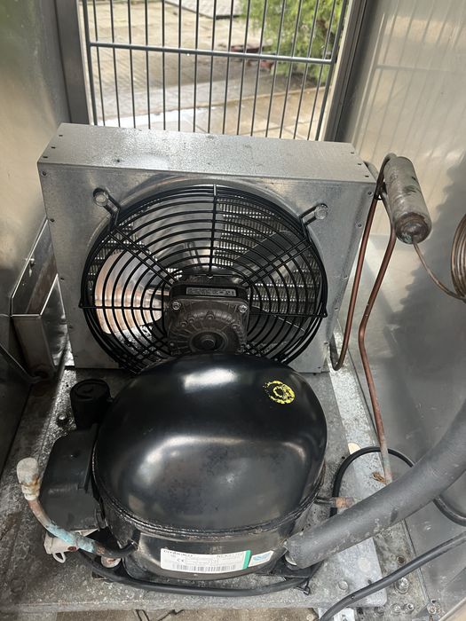 Хладилна маса хладилна