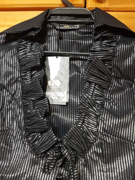 Риза с разкошен дизайн и Сатенен Блясък! НОВА с Етикет! р-р S