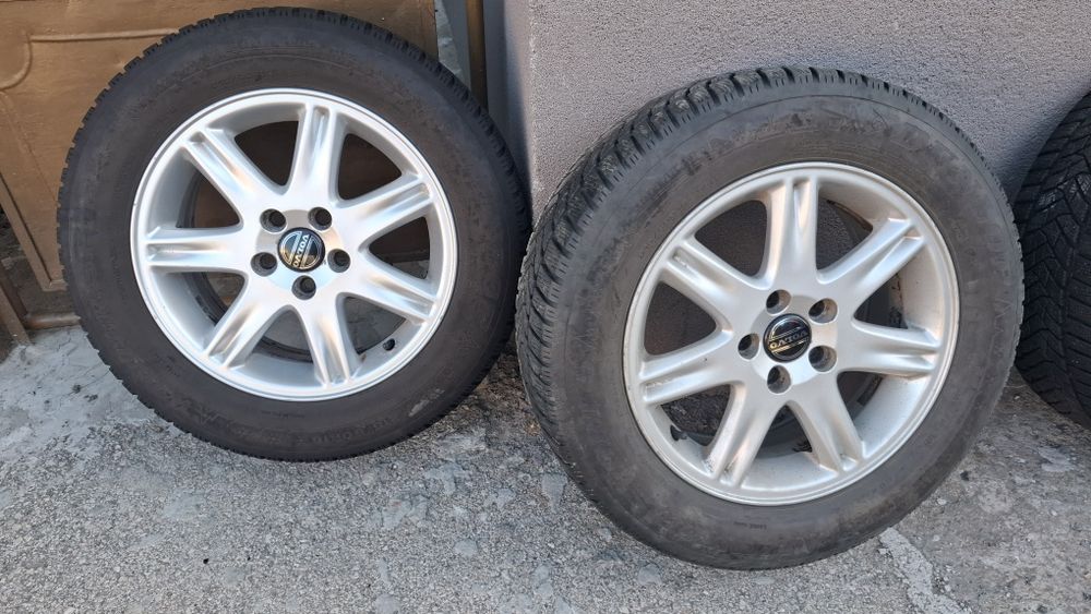 Volvo джанти 16" с гуми