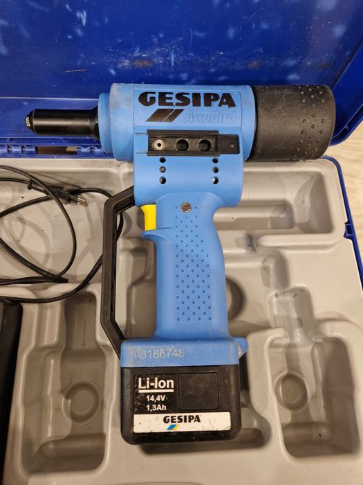 Pistol popnituri Gespa pe acumulator