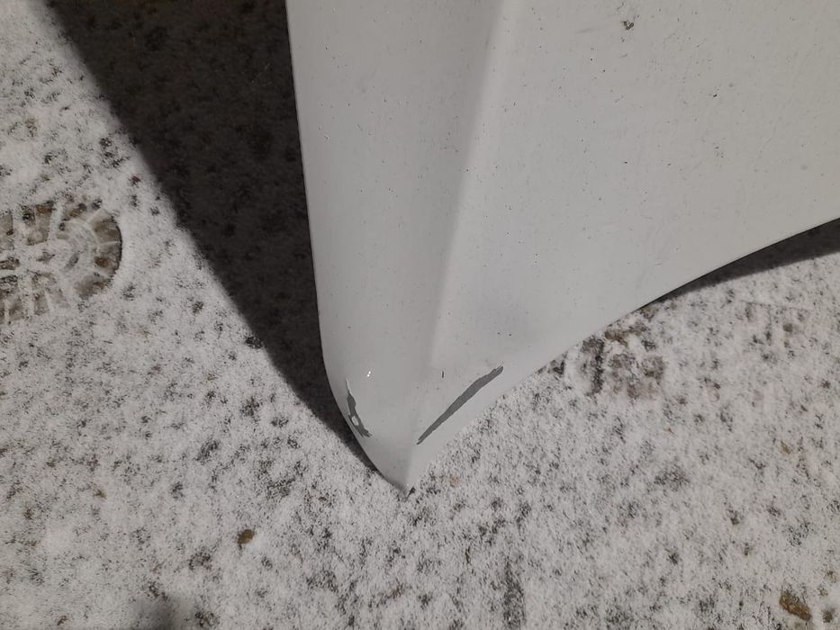 Продам капот и крыло