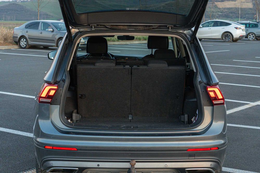 VW Tiguan Allspace 2018 DSG 7 locuri 2.0 TDI 150CP ACC Navi Mare