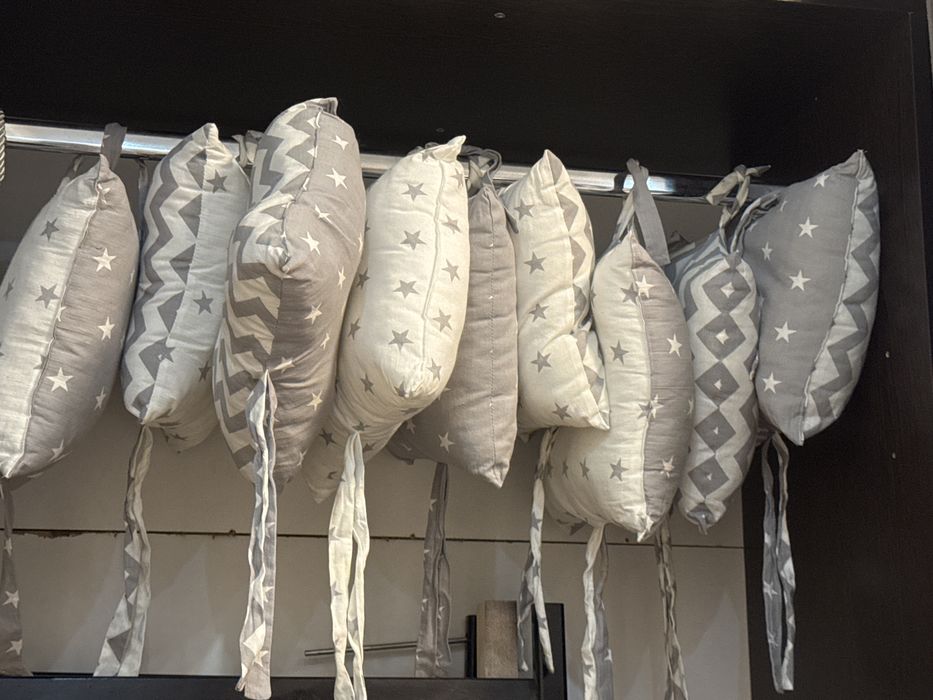 Манеж детский (+матрас, подушки и простыни)