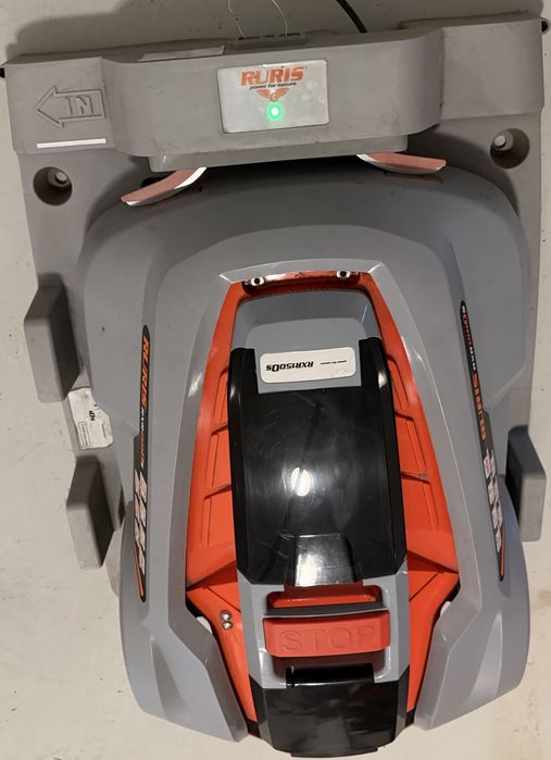 Robot de tuns iarba Ruris RXR1500S