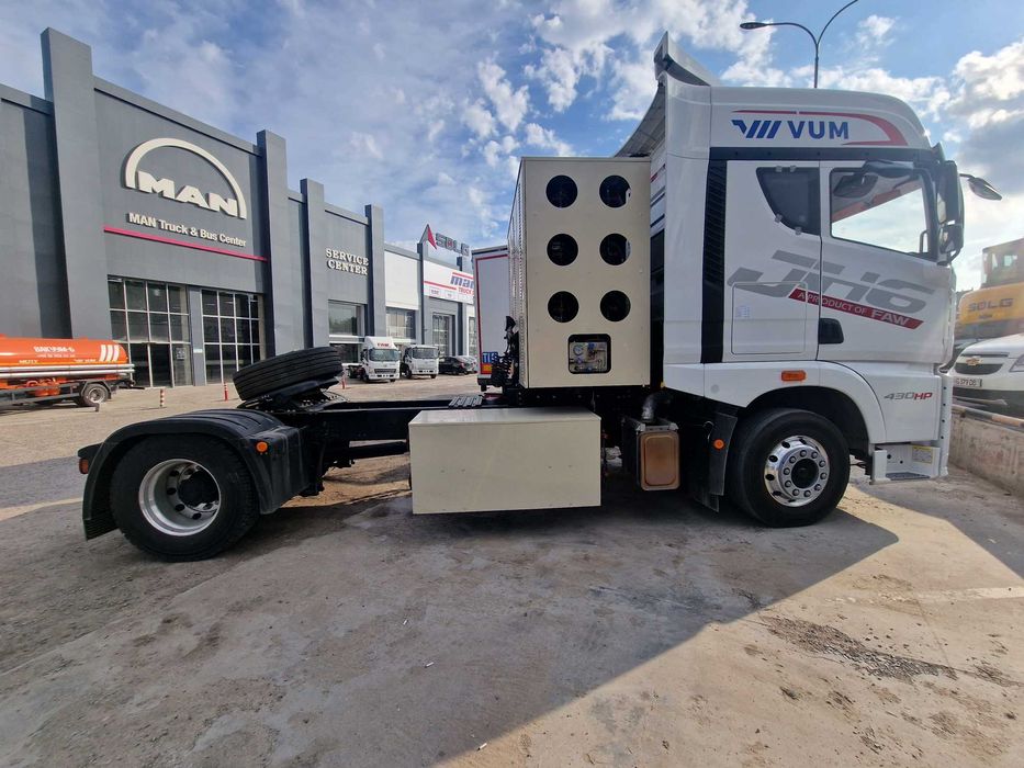 Седельный тягач FAW JH6-430 4x2 CNG (пневмоподвеска) в наличии!