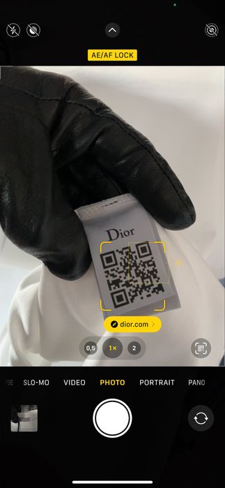 Tricou Christian DlOR • Calitate Top • Embroidered Logo • Cod QR