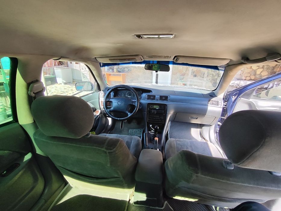 Продается Камри 20