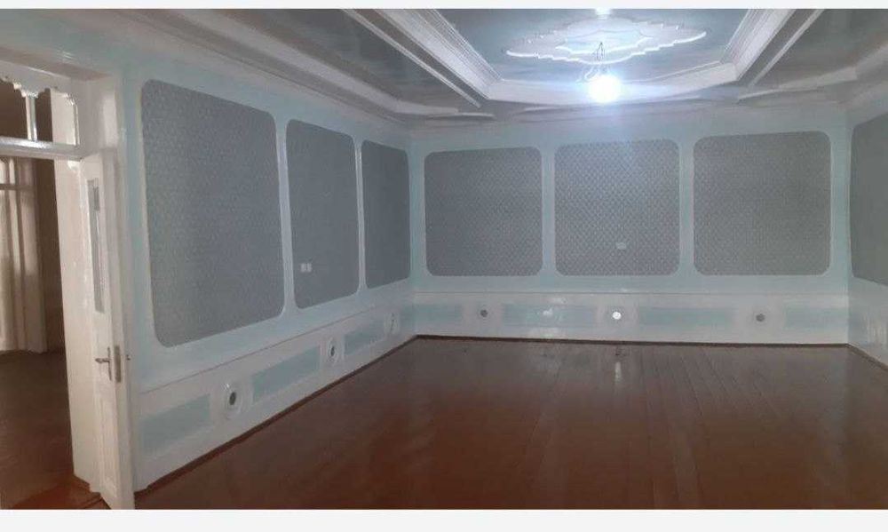 7 хонали, 6 сотикдан иборат булган  ховли сотувда,