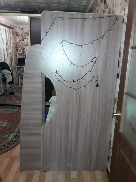 Срочно продам двух ярусную кровать!