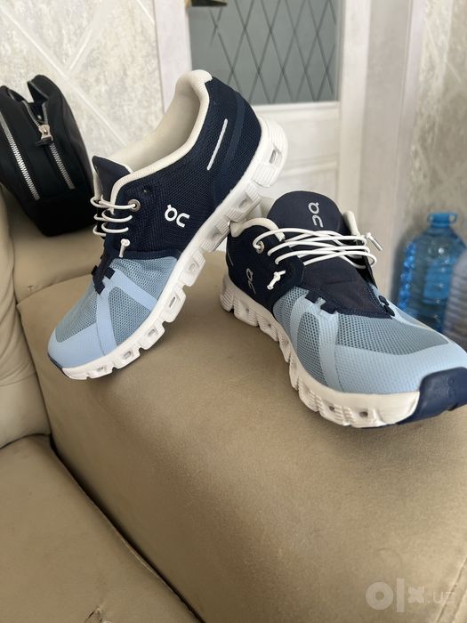 On Cloud 5 Mens Navy / Ice Blue Original Krossovka razmer40,39