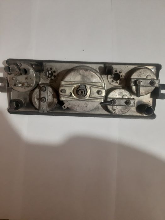 Щиток приборов для машины.