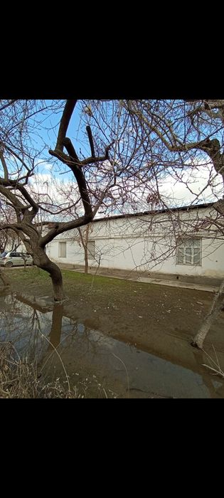 Uy sotiladi yer xisobida 4-5sotix