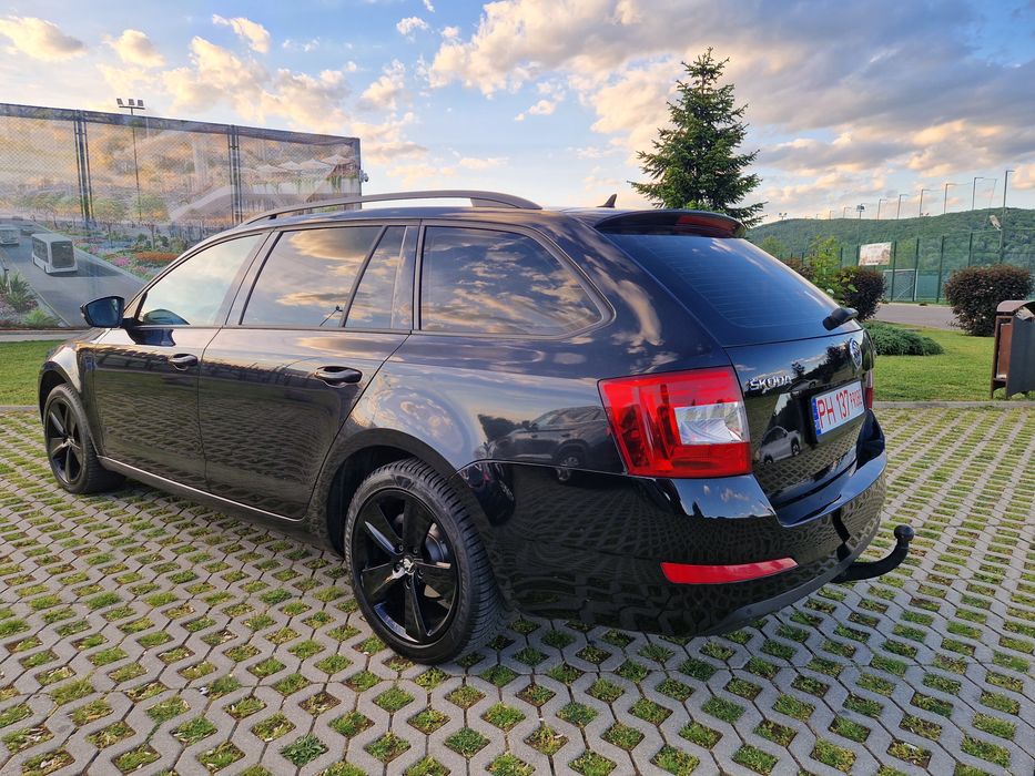 Skoda Octavia ||| 2.0 Tdi DSG 6 An 2015 . Avans 0 / RATA 790 LEI  / Garanție 12 Luni