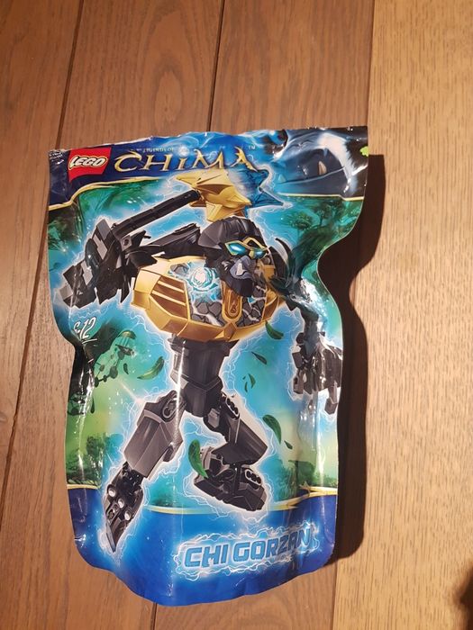 Lego toys: Legends of Chima, Hero Factory, Mega Bloks dragons