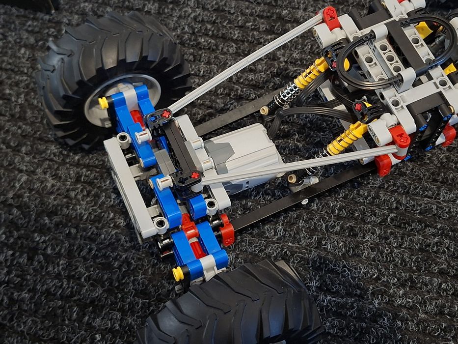 Crawler JEEP 4WD cu telecomanda