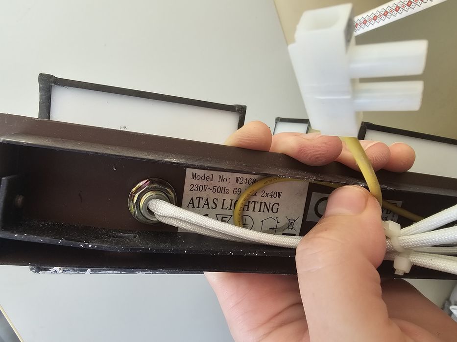 Aplică de perete cu 2 x 40W