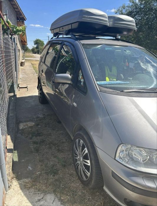 Seat Alhambra.