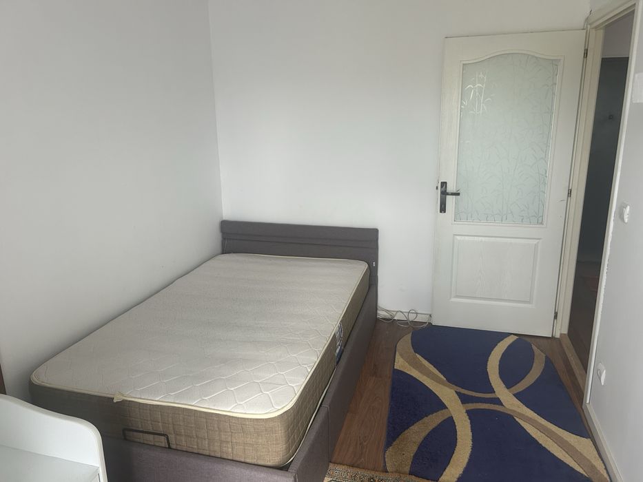 Apartament 2 camere ,parcare in Floresti