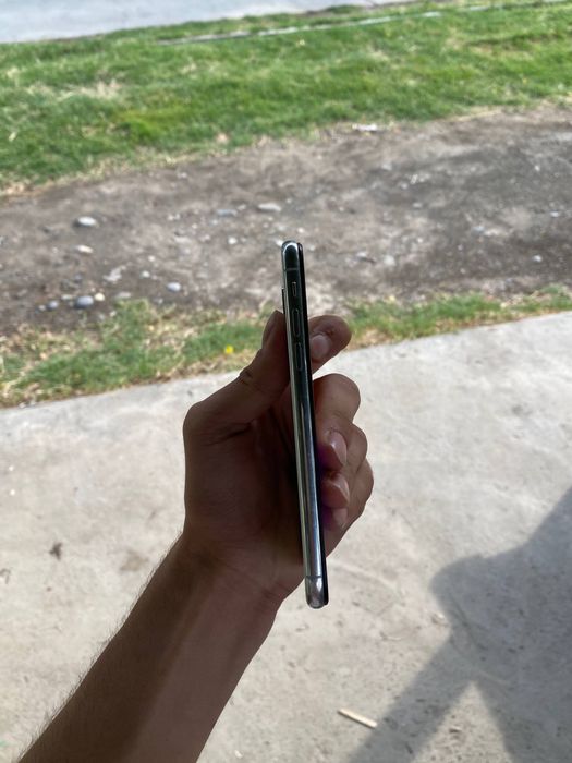 Iphone x (oq rangi)