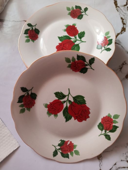 Продам тарелки 1шт.120тенге.