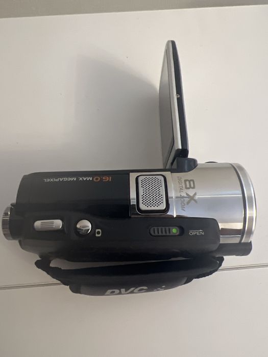 Продам видеокамеру