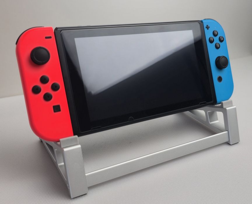 Конзола Nintendo Switch LCD 32GB + 64GB SD Card