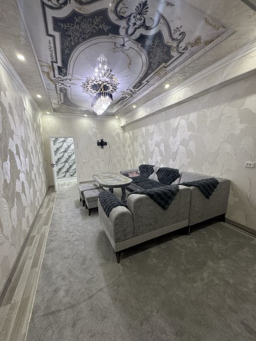 Сдается люкс 2х комнатная квартира Крытый рынок