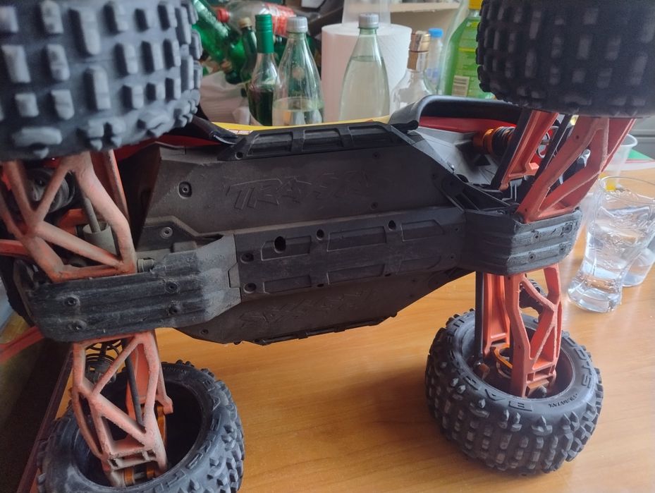 Traxxas maxx,RC,рц
