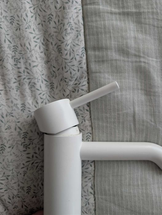 Guilini Futuro смесител за мивка бял мат