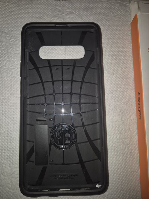 Husa originala  Samsung S10 plus Spigen Armour  noua in cutie