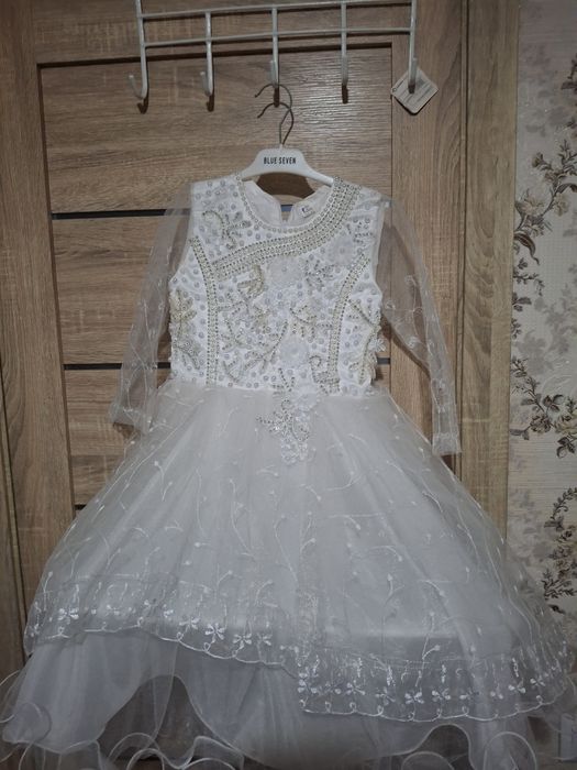 Платье белоснежное детское