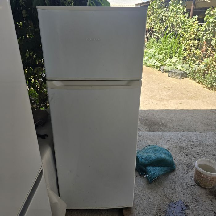 Холодильник бу Бирюса