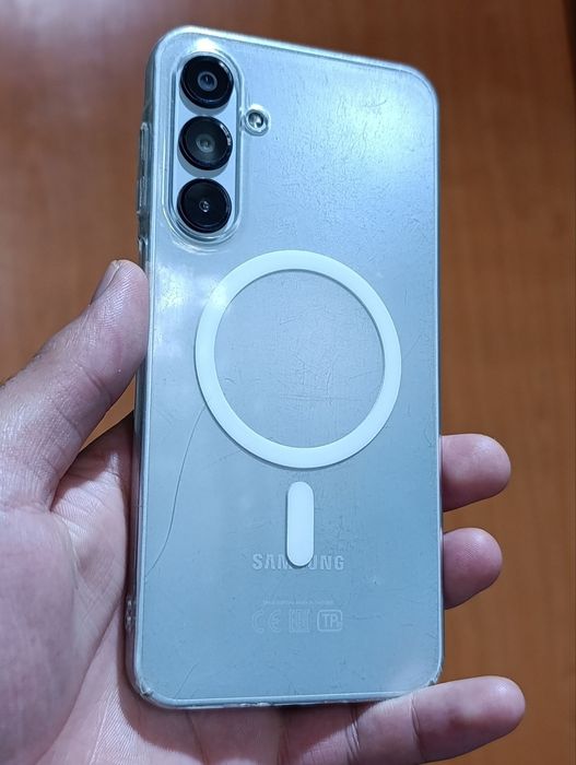 Samsung A 16 telefoni