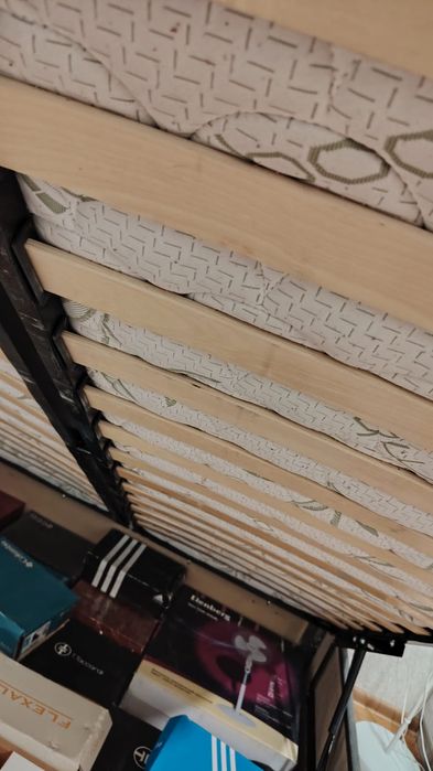 Продаётся кровать