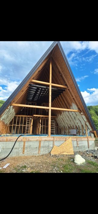 Izolatii cu spuma poliuretanica 30lei m2