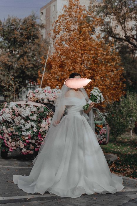 Свадебное платье с фатой