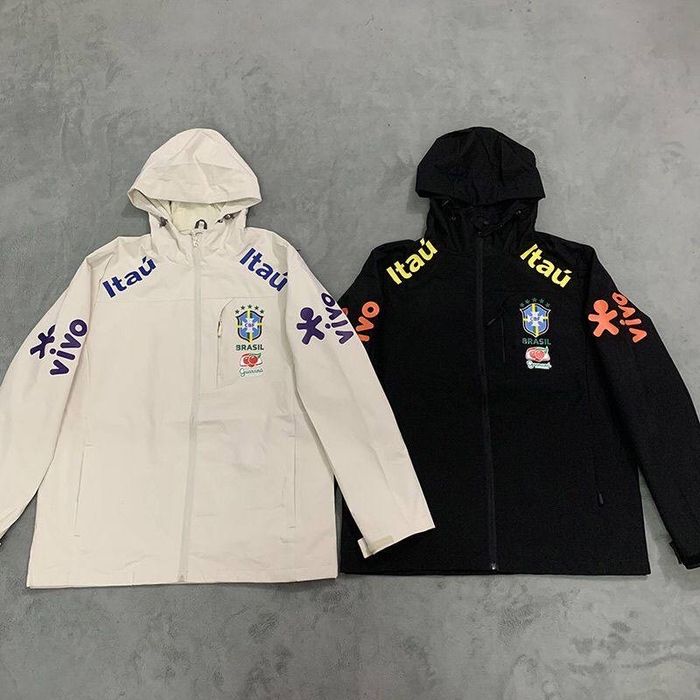 Дождевик сборной Бразилии