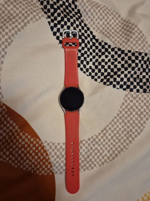 Samsung Galaxy watch 4(fara cutie,cu incarcator)