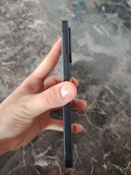 Samsung A17 telefoni