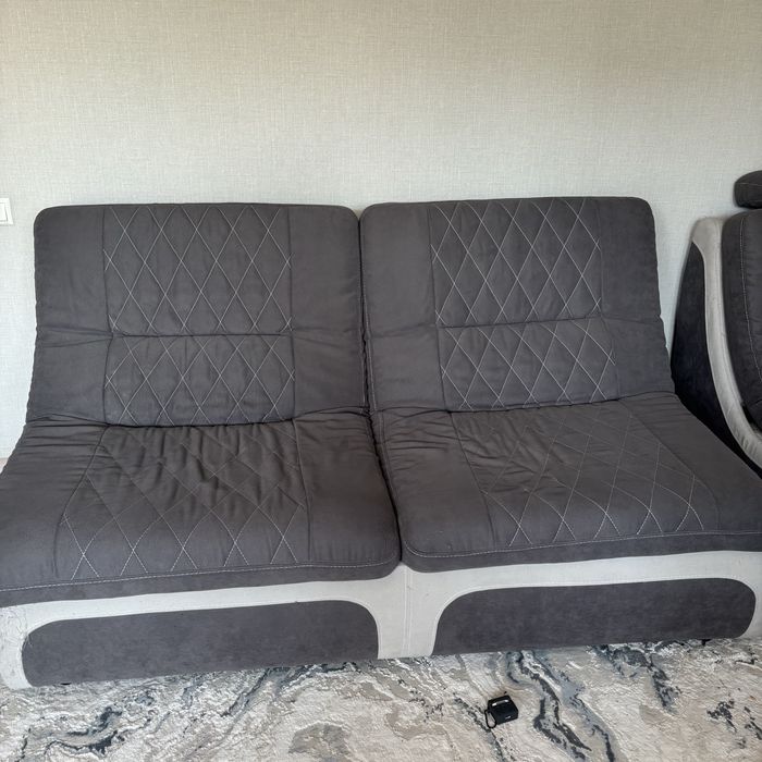 Продам диван срочно!