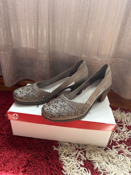 Летни дамски обувки Rieker 39 номер