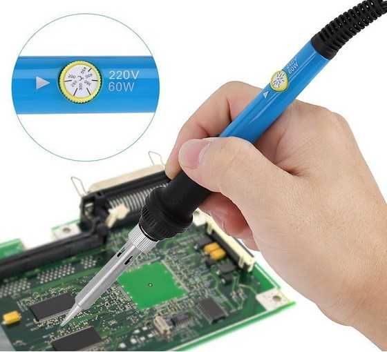 Топъл ел поялник с поставка и 6 приставки и несесер 60W