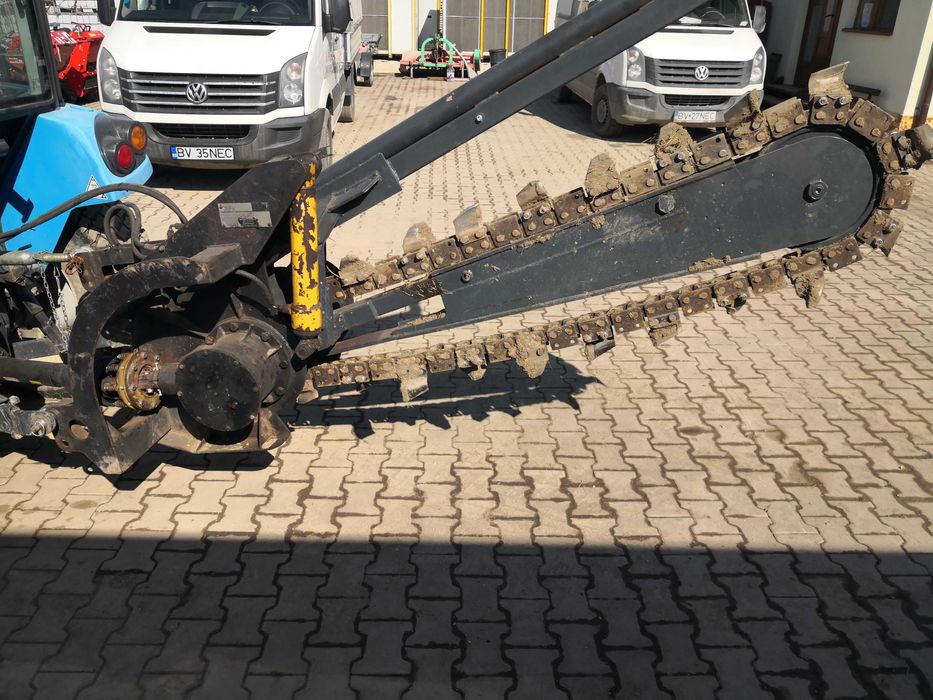Atasament tip trenchers/săpător de șanțuri AFT100/priza putere tractor