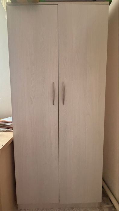 Продам Шкаф 180/80