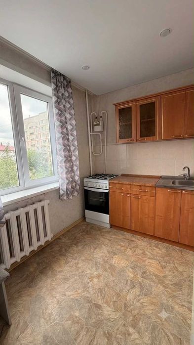 Продам 2 комнатную квартиру. район Гор.отдел